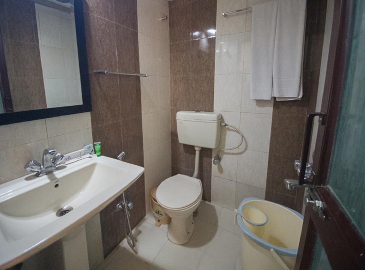 Anr Hotels Lucknow Zewnętrze zdjęcie