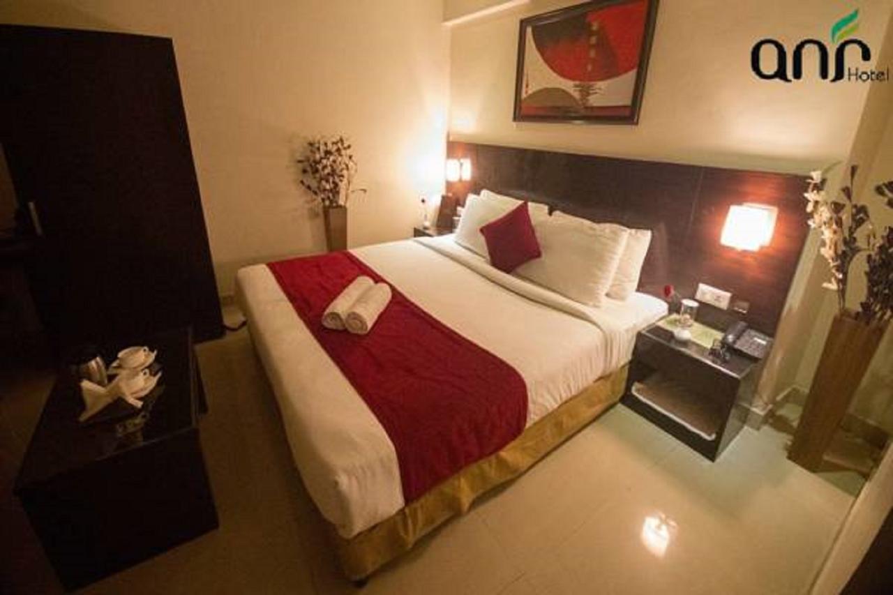 Anr Hotels Lucknow Zewnętrze zdjęcie