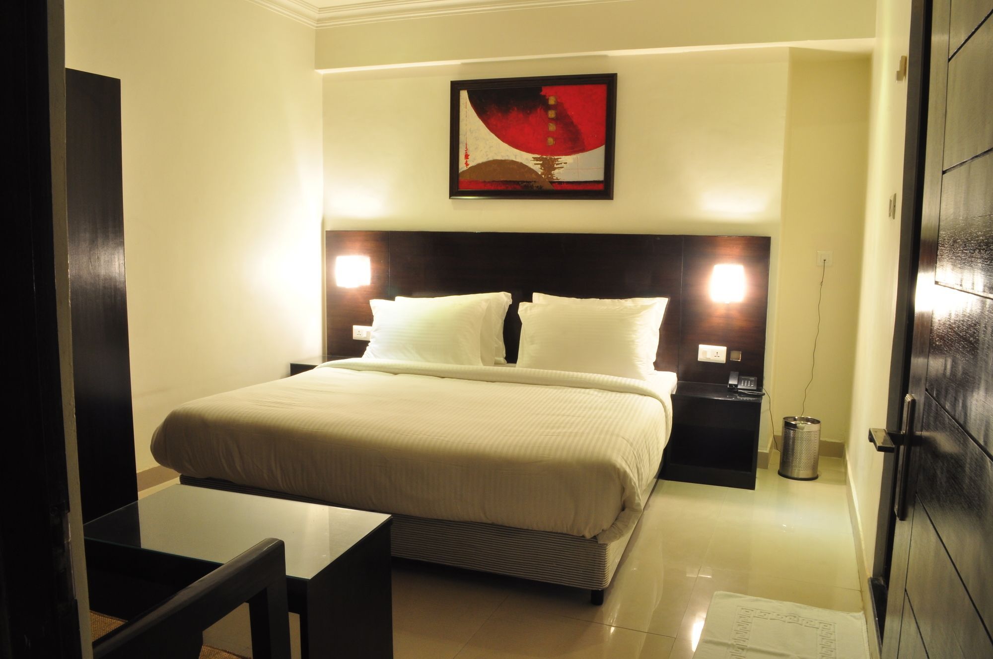 Anr Hotels Lucknow Zewnętrze zdjęcie